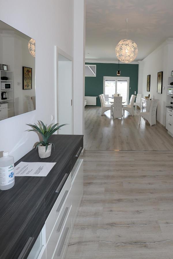 Exklusive Fw Mit 3 Sz Und Grosser Terrasse Граткорн Экстерьер фото