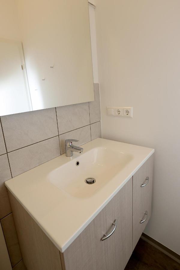 Exklusive Fw Mit 3 Sz Und Grosser Terrasse Граткорн Экстерьер фото