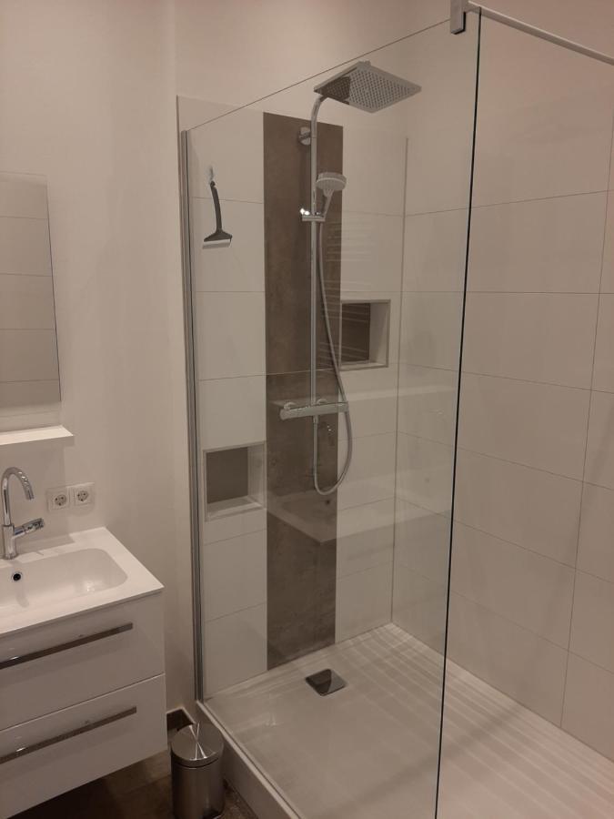 Exklusive Fw Mit 3 Sz Und Grosser Terrasse Граткорн Экстерьер фото